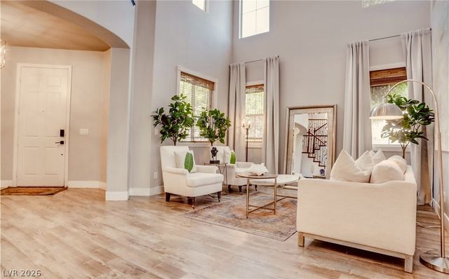 9395 Arrowhead Bluff Avenue, Las Vegas, NV 89149