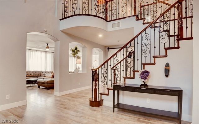 9395 Arrowhead Bluff Avenue, Las Vegas, NV 89149