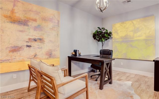 9395 Arrowhead Bluff Avenue, Las Vegas, NV 89149