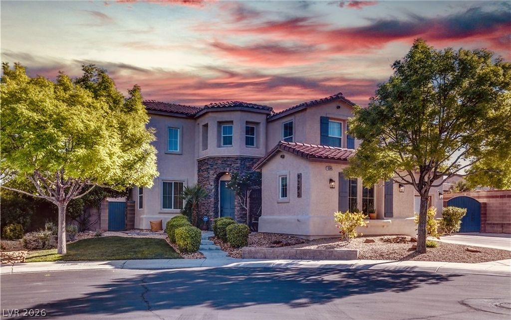 9395 Arrowhead Bluff Avenue, Las Vegas, NV 89149