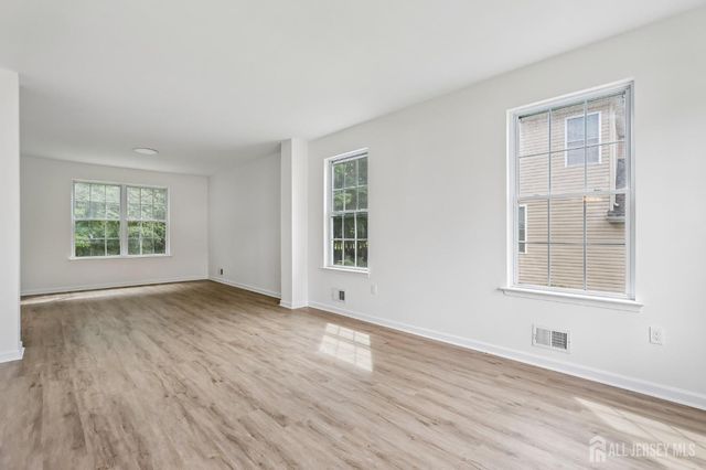 56 Chesapeake Road, South Brunswick, NJ 08852