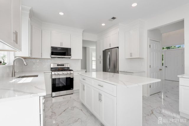 56 Chesapeake Road, South Brunswick, NJ 08852