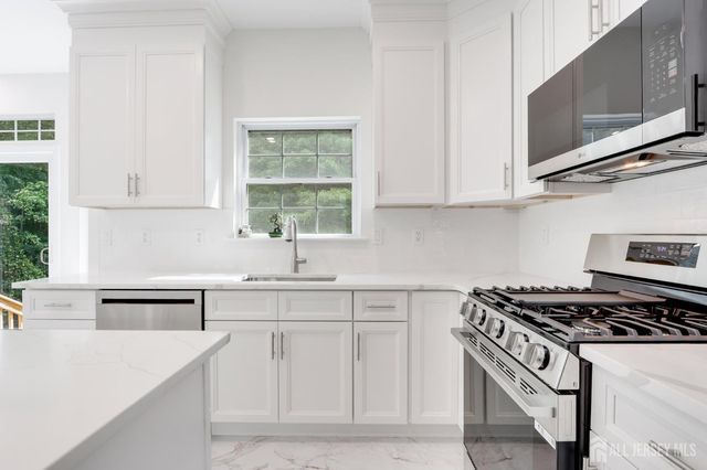 56 Chesapeake Road, South Brunswick, NJ 08852
