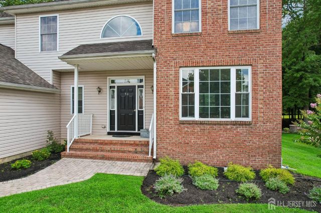 56 Chesapeake Road, South Brunswick, NJ 08852