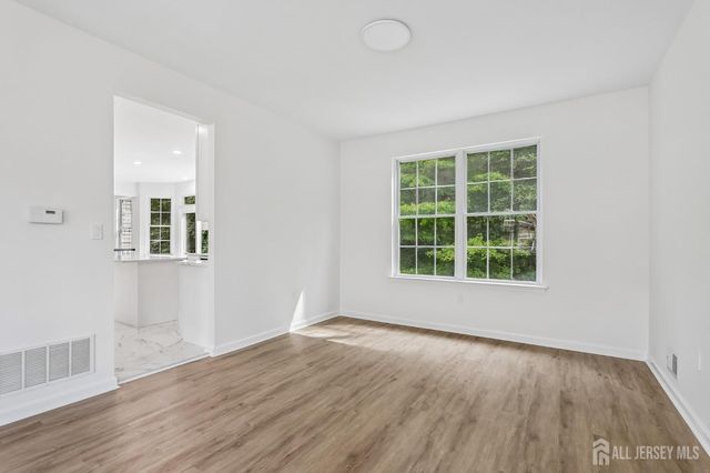 56 Chesapeake Road, South Brunswick, NJ 08852