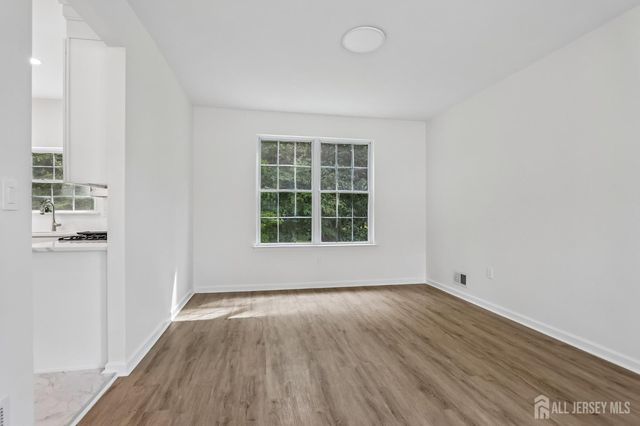 56 Chesapeake Road, South Brunswick, NJ 08852