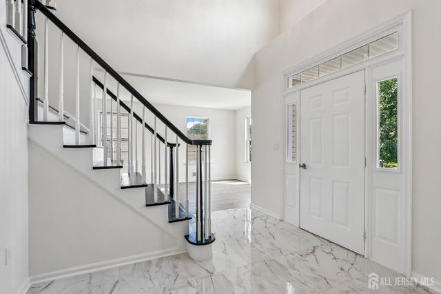 56 Chesapeake Road, South Brunswick, NJ 08852