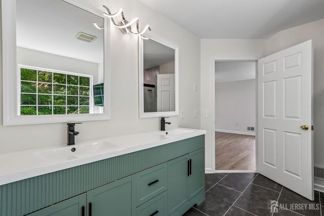 56 Chesapeake Road, South Brunswick, NJ 08852