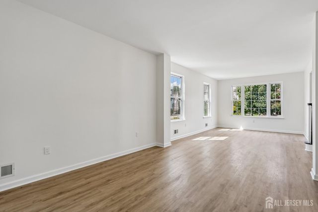 56 Chesapeake Road, South Brunswick, NJ 08852