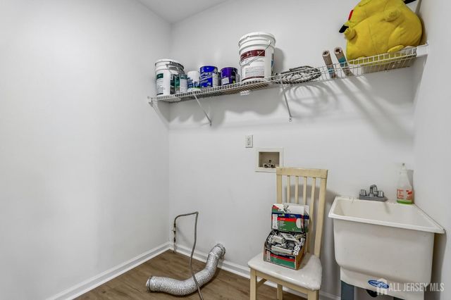 56 Chesapeake Road, South Brunswick, NJ 08852