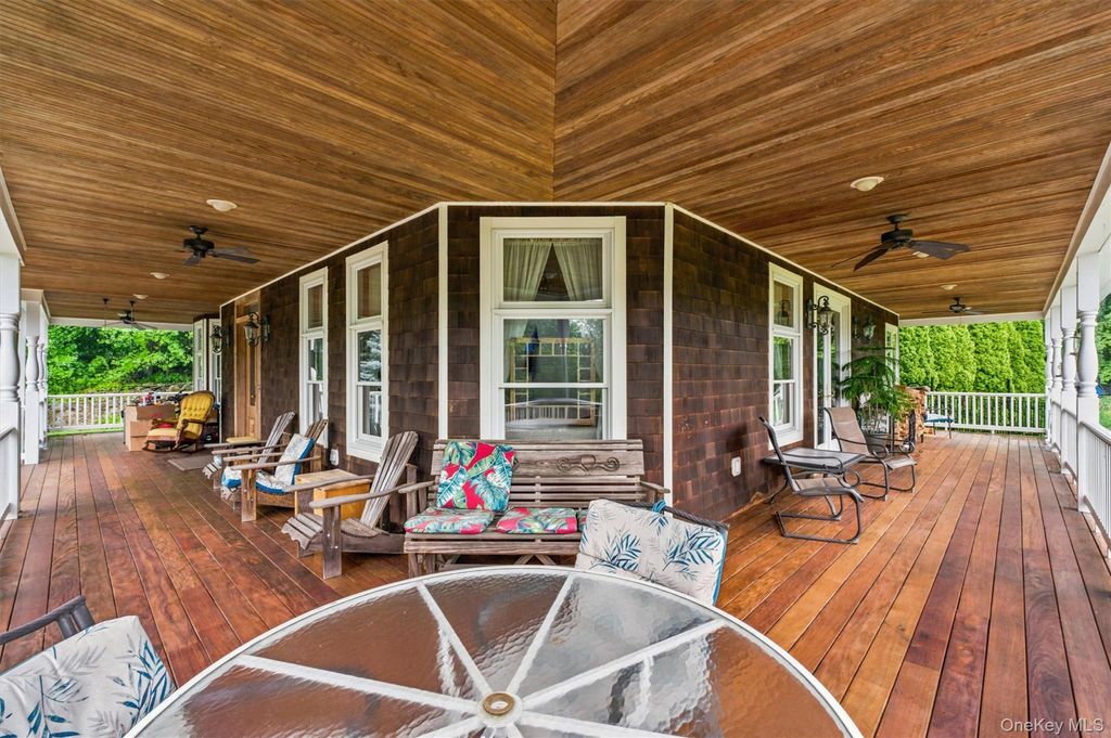 59 Country Knolls Lane, Mahopac, NY 10541 — photo 3