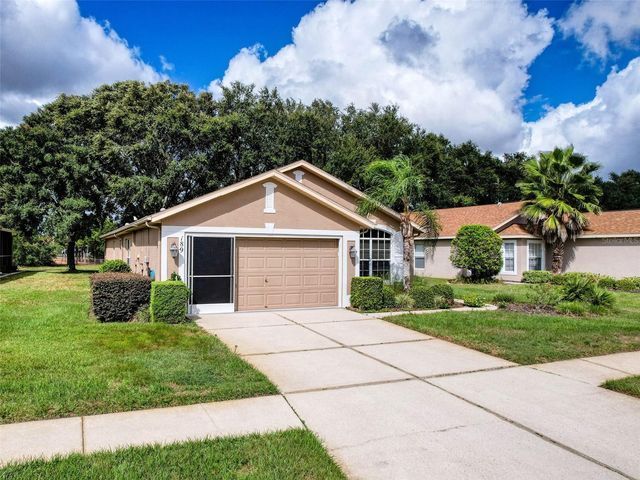 189 CENTER OAK CIRCLE, Spring Hill, FL 34609