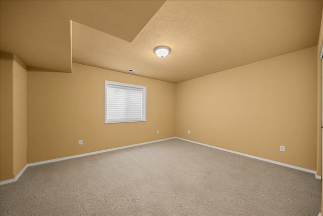 8106 N Calispel Ct, Spokane, WA 99208