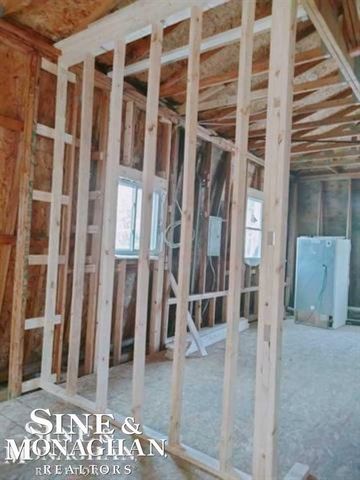 4007 Pine Grove Avenue, Fort Gratiot, MI 48059