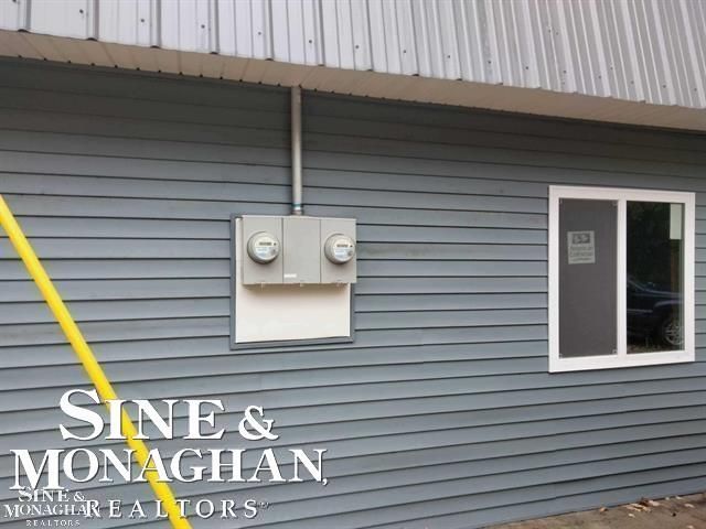 4007 Pine Grove Avenue, Fort Gratiot, MI 48059