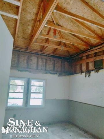 4007 Pine Grove Avenue, Fort Gratiot, MI 48059