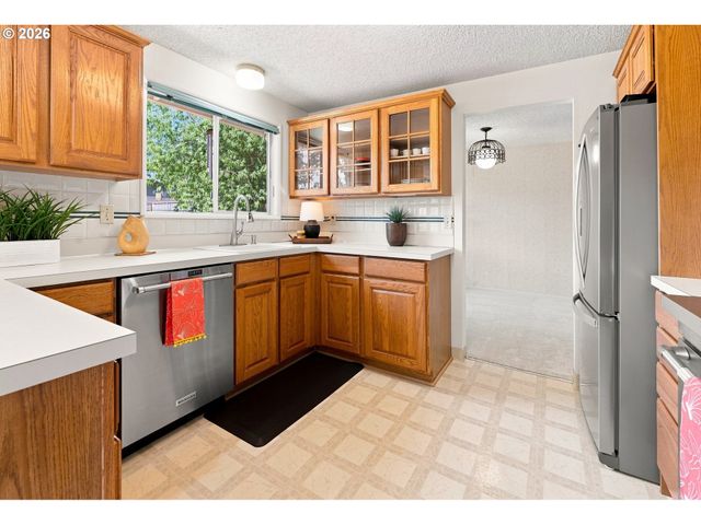 4962 PROSPECT St, West Linn, OR 97068