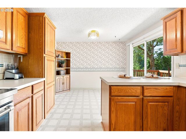 4962 PROSPECT St, West Linn, OR 97068
