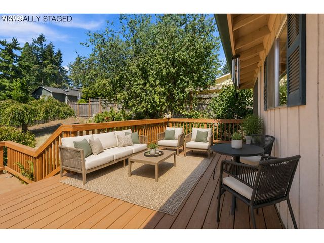 4962 PROSPECT St, West Linn, OR 97068
