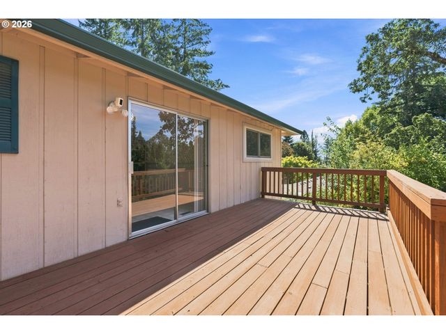 4962 PROSPECT St, West Linn, OR 97068