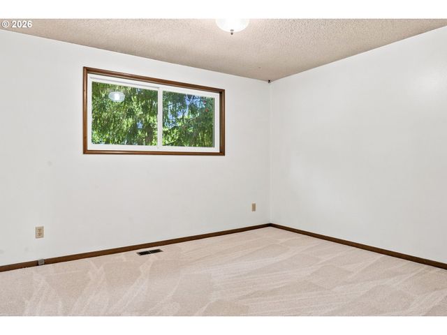 4962 PROSPECT St, West Linn, OR 97068