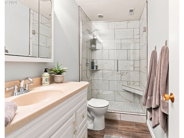 4962 PROSPECT St, West Linn, OR 97068