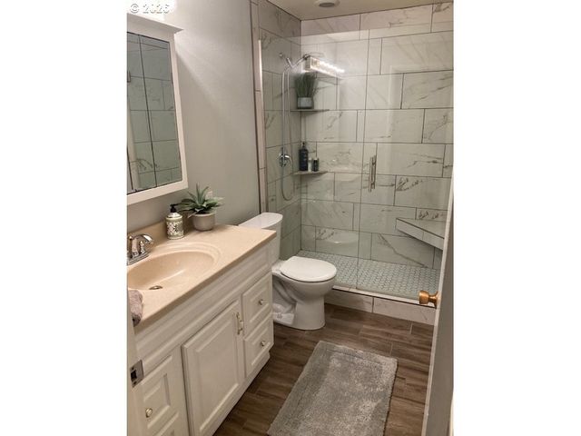 4962 PROSPECT St, West Linn, OR 97068