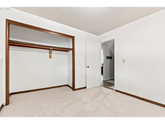 4962 PROSPECT St, West Linn, OR 97068