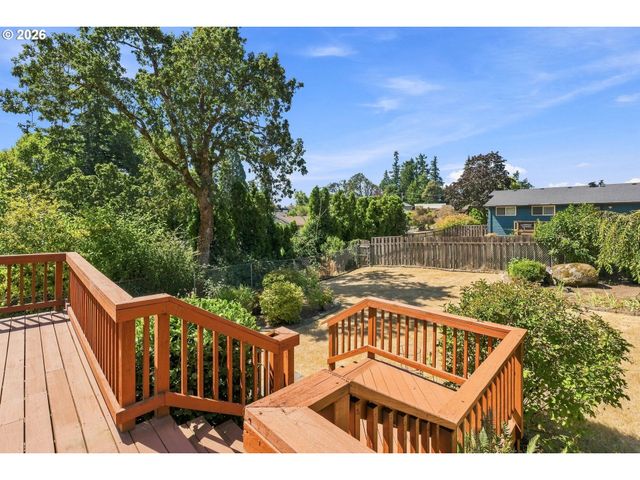 4962 PROSPECT St, West Linn, OR 97068