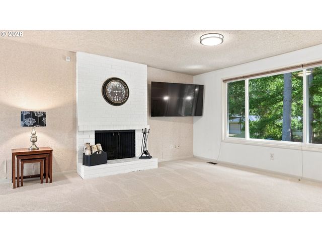 4962 PROSPECT St, West Linn, OR 97068