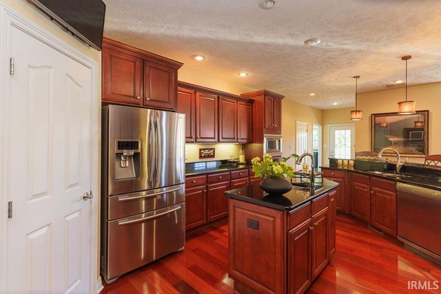 7505 N Landings Trail, Muncie, IN 47304