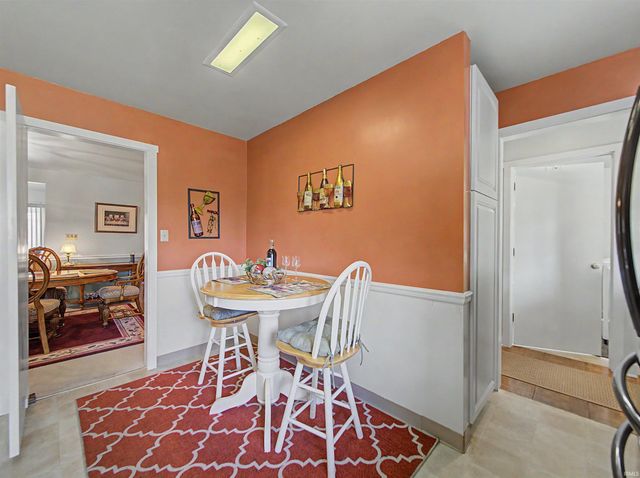 9615 Old State Road, Evansville, IN 47711