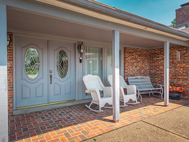 9615 Old State Road, Evansville, IN 47711