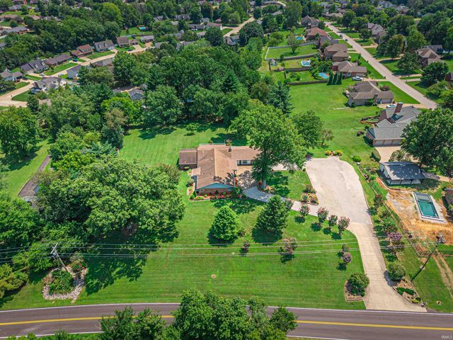 9615 Old State Road, Evansville, IN 47711