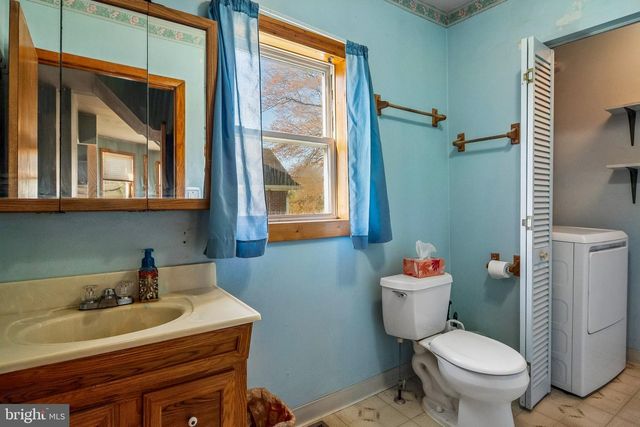 401 WOODLAND AVE, Cherry Hill, NJ 08002