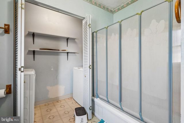 401 WOODLAND AVE, Cherry Hill, NJ 08002