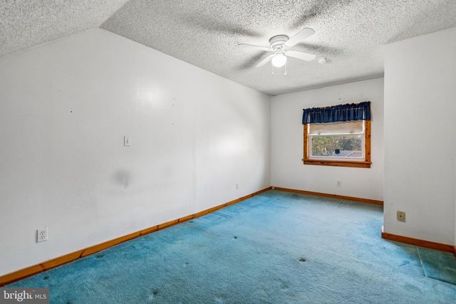 401 WOODLAND AVE, Cherry Hill, NJ 08002