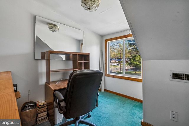 401 WOODLAND AVE, Cherry Hill, NJ 08002