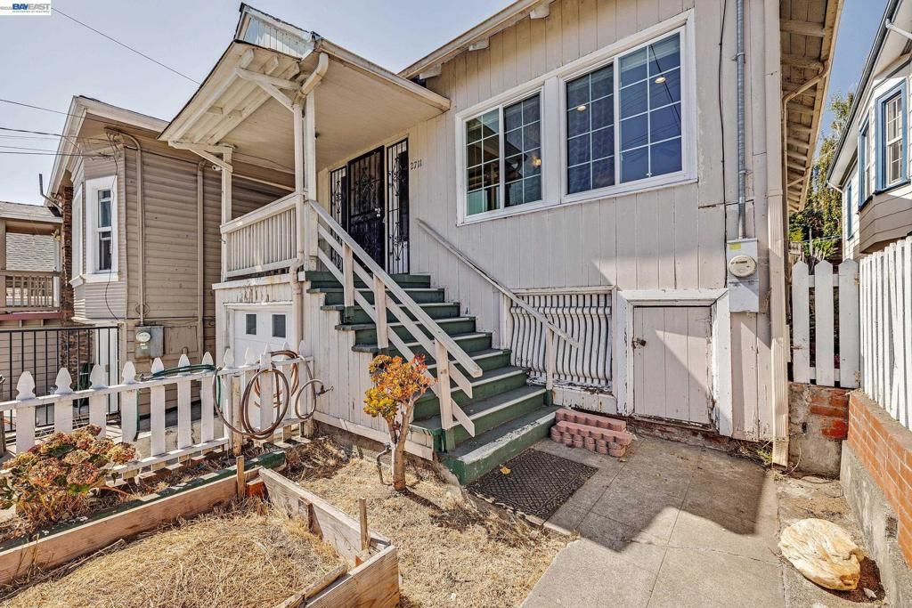 2711 13Th Ave, Oakland, CA 94606