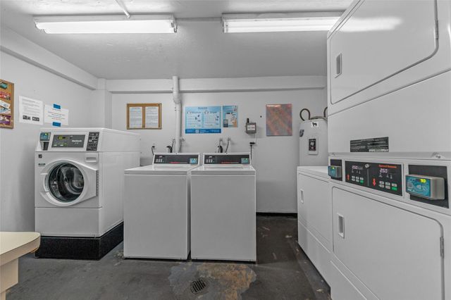 112 Royal Park Dr 3D, Oakland Park, FL 33309