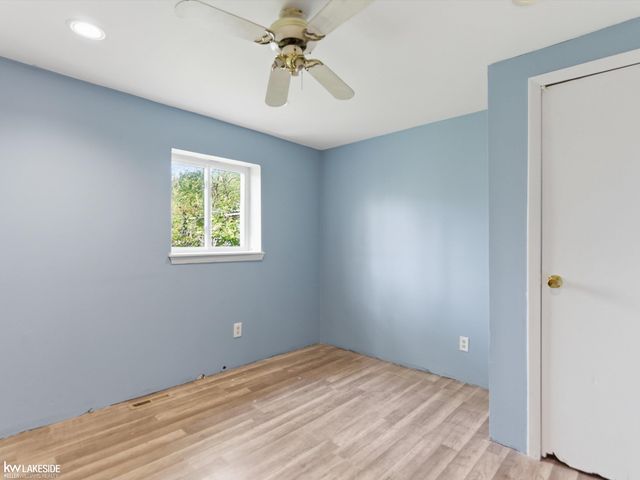 1064 CLOVERLAWN Drive, Pontiac, MI 48346