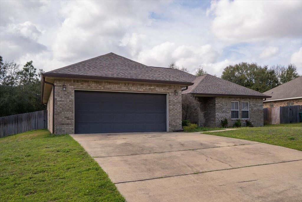 5182 Rabbit Run, Crestview, FL 32539