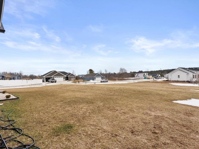 3104 Sandy Ridge DRIVE, Two Rivers, WI 54241