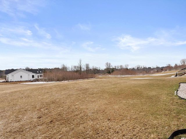 3104 Sandy Ridge DRIVE, Two Rivers, WI 54241