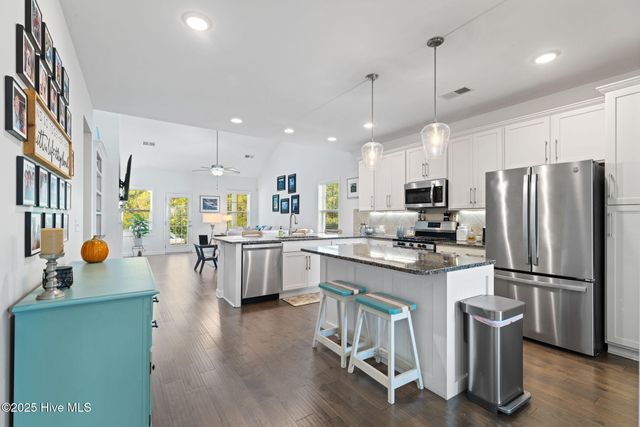 2530 Longleaf Pine Circle, Leland, NC 28451