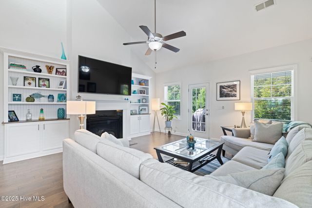 2530 Longleaf Pine Circle, Leland, NC 28451