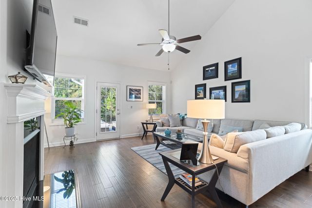 2530 Longleaf Pine Circle, Leland, NC 28451