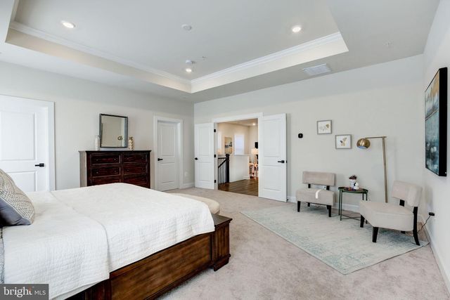 6547 CLUBHOUSE DR, Laurel, MD 20708