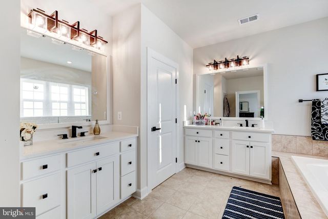 6547 CLUBHOUSE DR, Laurel, MD 20708