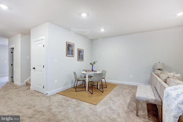 6547 CLUBHOUSE DR, Laurel, MD 20708